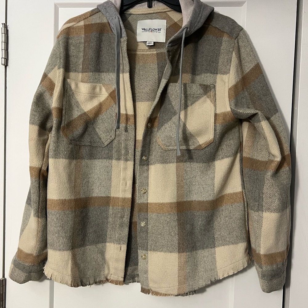 Wallflower Plaid Jacket in Gray and Tan